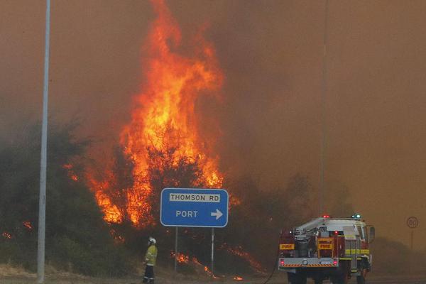 《權(quán)力與榮耀》今日公測(cè) LBS玩法開(kāi)啟全城熱戀
